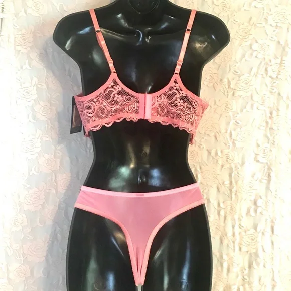 NWT Lace Bra And Panties Set- 34B - Picture 7 of 11